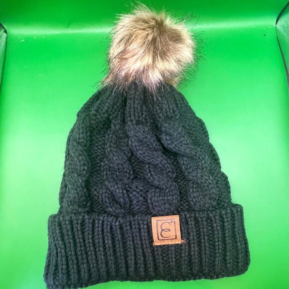 C.C. Exclusives Beanie Black Cable Knit Faux Fur Pom Pom Fall Winter Hat NWOT - Picture 1 of 10